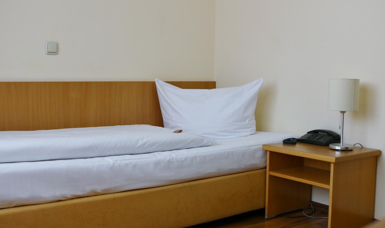 Hotel Zur Rebe Hochheim am Main Dış mekan fotoğraf